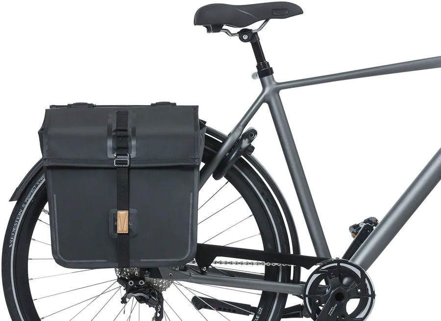 Basil Urban Dry Double Pannier