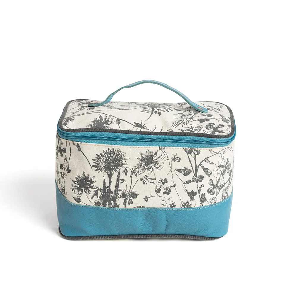 Mesa Fields Toiletries Bag