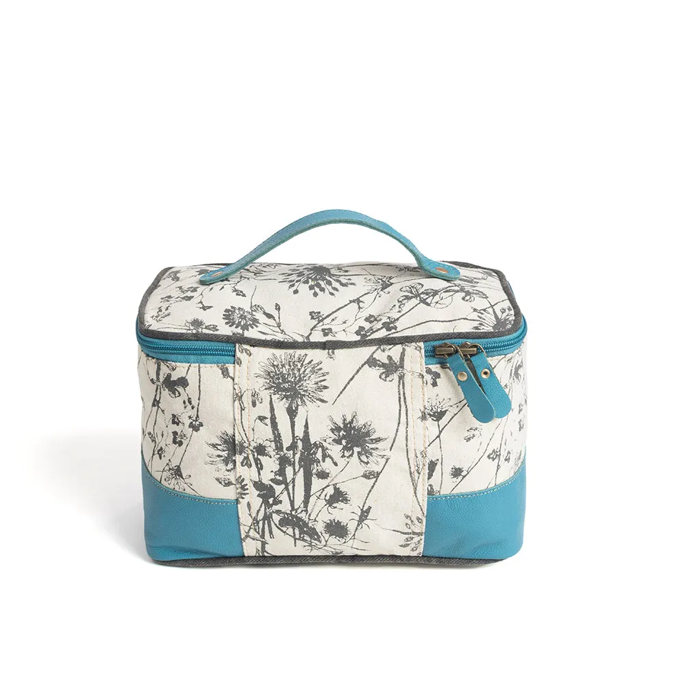 Mesa Fields Toiletries Bag