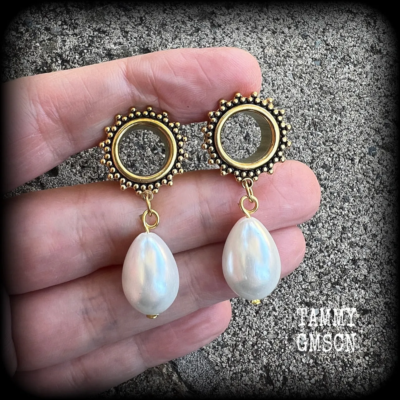 South sea pearl tunnel dangles-Shell ear gauges